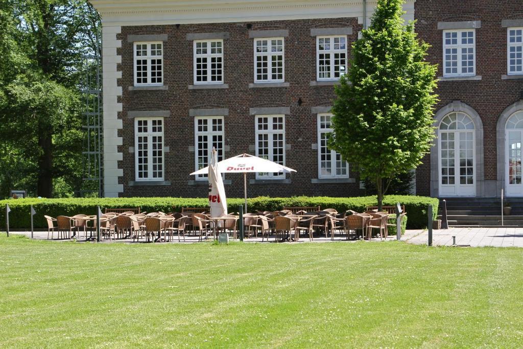 Kasteel Pietersheim Maastricht - Lanaken Hotel Kültér fotó