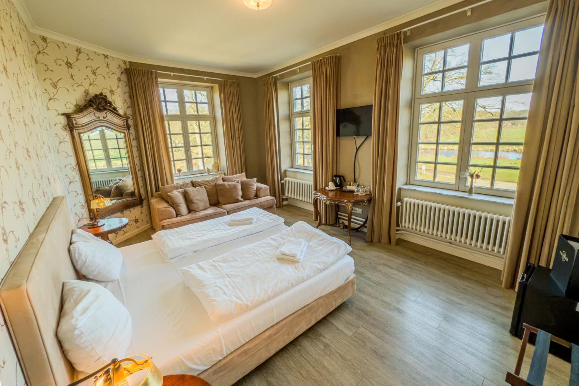 Kasteel Pietersheim Maastricht - Lanaken Hotel Kültér fotó