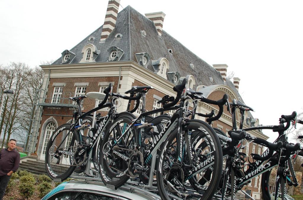 Kasteel Pietersheim Maastricht - Lanaken Hotel Kültér fotó